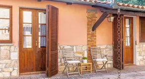 Hotel with swimming pool immersed in the typical Tuscan countryside just 5 minutes from Massa Marittima - Image 5