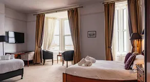 Laurel House - Image 2
