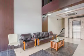 79286 The 33 Hotel - Image 3