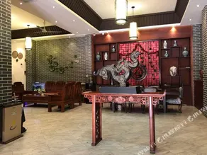 China Manor Hotel & Restaurant - Image 4