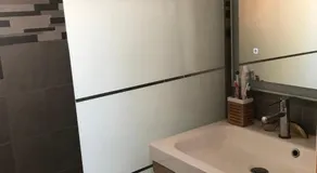 Chambre climatisée avec sdb privée dans une villa avec piscine ouverte d'avril à mi octobre - Image 2