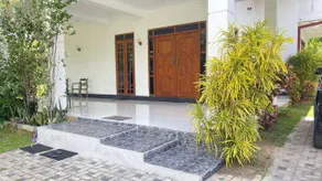 Colombo Airport Field View Villa - Image 5