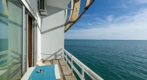 Ventus Harbor Hotel - Image 4