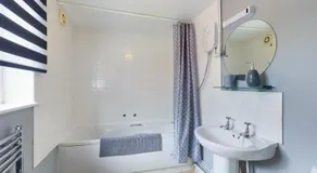 The Coach House at Copper Hall - Image 2