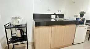 Leaf Residences Muntinlupa - The Mint Pearl Stay 2 bedroom - Image 4
