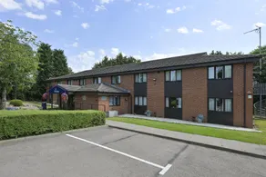 Travelodge Hartlebury - Image 5