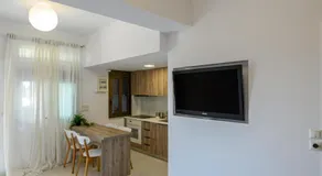 Little cozy room by the sea - Image 2