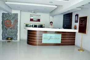 Hotel Shree Plaza - Image 4