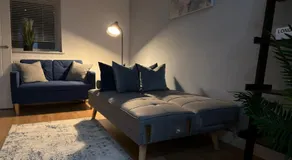Stylish 3-Bed Home, Co-op Live & Etihad Garden, Free Parking and modern WORKPLACE - Image 2