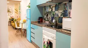 Artistic flat next to Ruzafa Welcome to the Jungle - Image 3