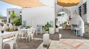 Apartamento en hotel 'Pico Bello Patmos 14' con vistas a la montaña, Wi-Fi y aire acondicionado - Image 5