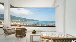 Videre Golden Private Pool Suites - Image 3