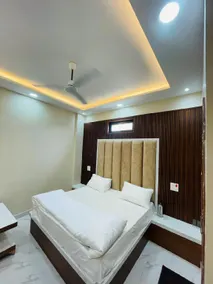 Hotel Shri Goverdhan - Image 5