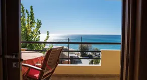 Blue Heaven Apartments - Image 5