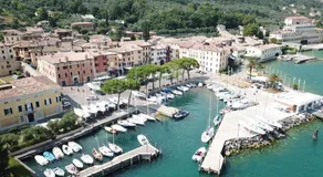 Al Lago da Lilly - Image 2