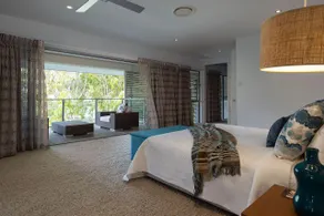 Yaroomba Beach House - Image 2