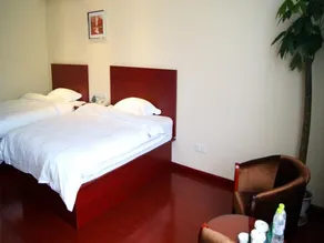 GreenTree Inn Suzhou Changshu Xinzhuang Town Qingfang Garden Express Hotel - Image 3