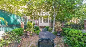 Historic Petersburg Row Home - Image 4