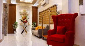 Emmie Hotel - Image 2
