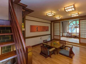 Yuwenquan Hot Spring Resort - Image 4