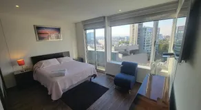 Chicago Suites WTC - Image 2