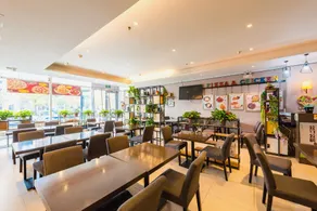 Home Inn Plus Dalian Development Zone Wanda Plaza Jinma Road - Image 3