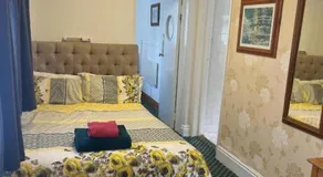 Hylands Hotel Family Suite with Double & Twin Rooms Ideal for Families with Children & Free Parking - Image 3