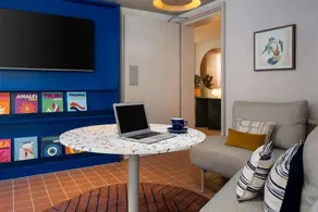 Home Suite Hotels Sea Point - Image 5