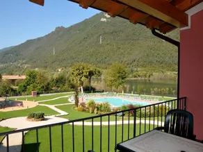 Appartement à Idro avec Piscine et Jardin - Image 4