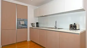 Kew Bridge Penthouse - Image 5