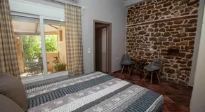 Stone Cottage Agios Adrianos Nafplio - Image 2