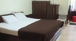 CLUB India Rooms - Image 3