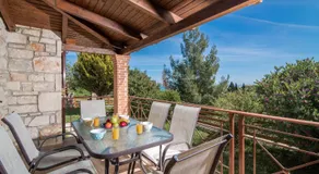 Vozas Villas - Traditional Houses with Great View - Image 5