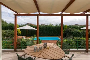 Dimitra, Villa with pool, 250m from the beach - Image 4