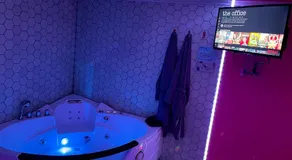 Funky House SPA - Jacuzzi - Salle de cinéma & Netflix - Billard - Nintendo switch & jeux - Image 4