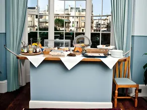 Brighton House - Image 5