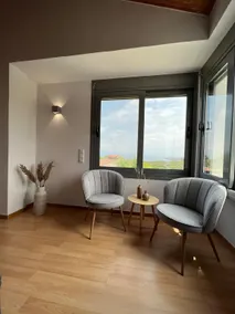 Koroni Luxury Maisonette - Image 2