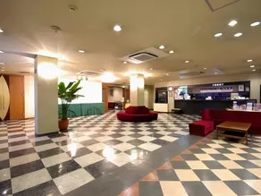 Leo Plaza Hotel - Image 4