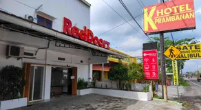 RedDoorz near Prambanan Temple - Image 2