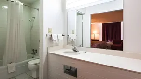 OYO Hotel McGhee Tyson Airport - Image 2