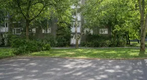 Comfort 14 - Quiet City Apartment with Free Parking - Image 3