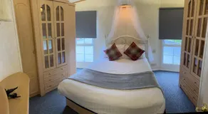 Marsh Farm Holiday Park - Image 2
