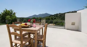 Papa-Antonis Stone House - Image 2