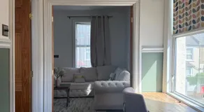 Bright & Modern 1-Bed Flat - Relax in Wimbledon - Image 2