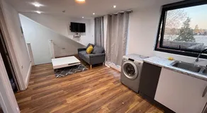47a 2bedroom harrow central - Image 2