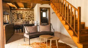 Filiantra Suites - Image 4