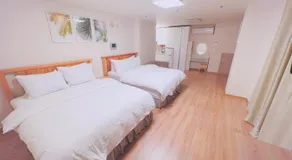 Whouse-sinchon - Image 2