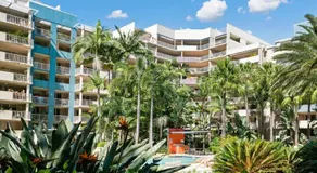 Resort 2BR - Lagoon Pool Spa gym - Sleeps 6 - Baby Stay Equipped - Free Parking - Image 5