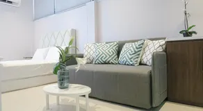 RR Cozy Studio & Suite - Image 3