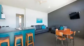 Beach House Motel - Image 2